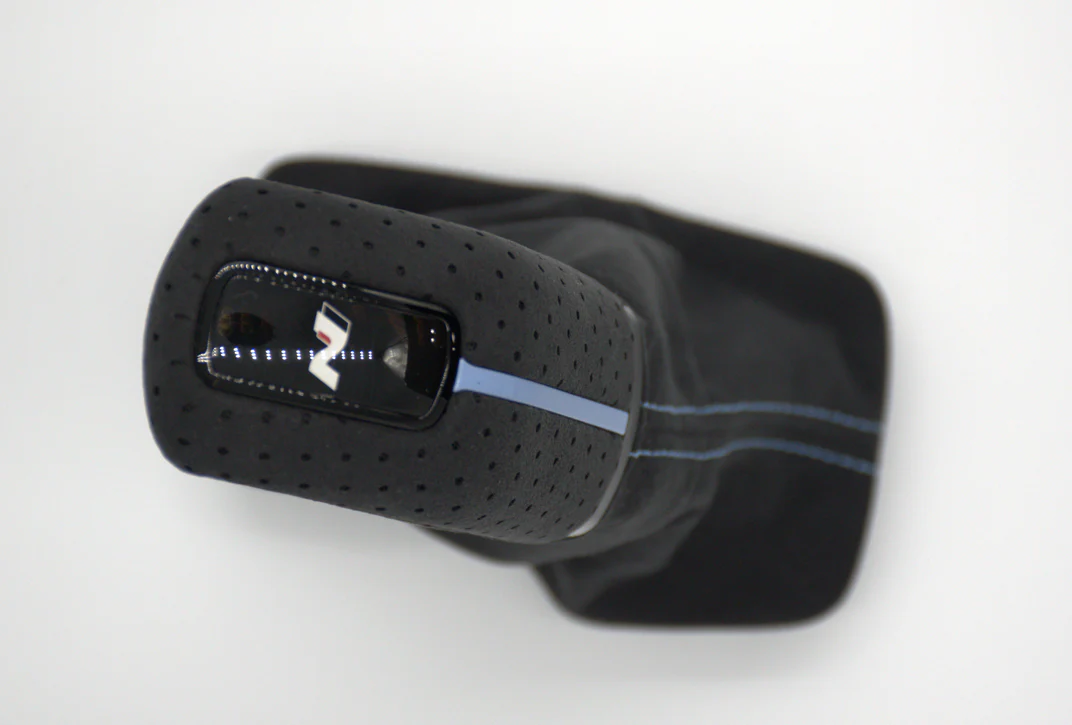 N Performance DCT Shifter Knob and Boot Alcantara Kona N - Image 5