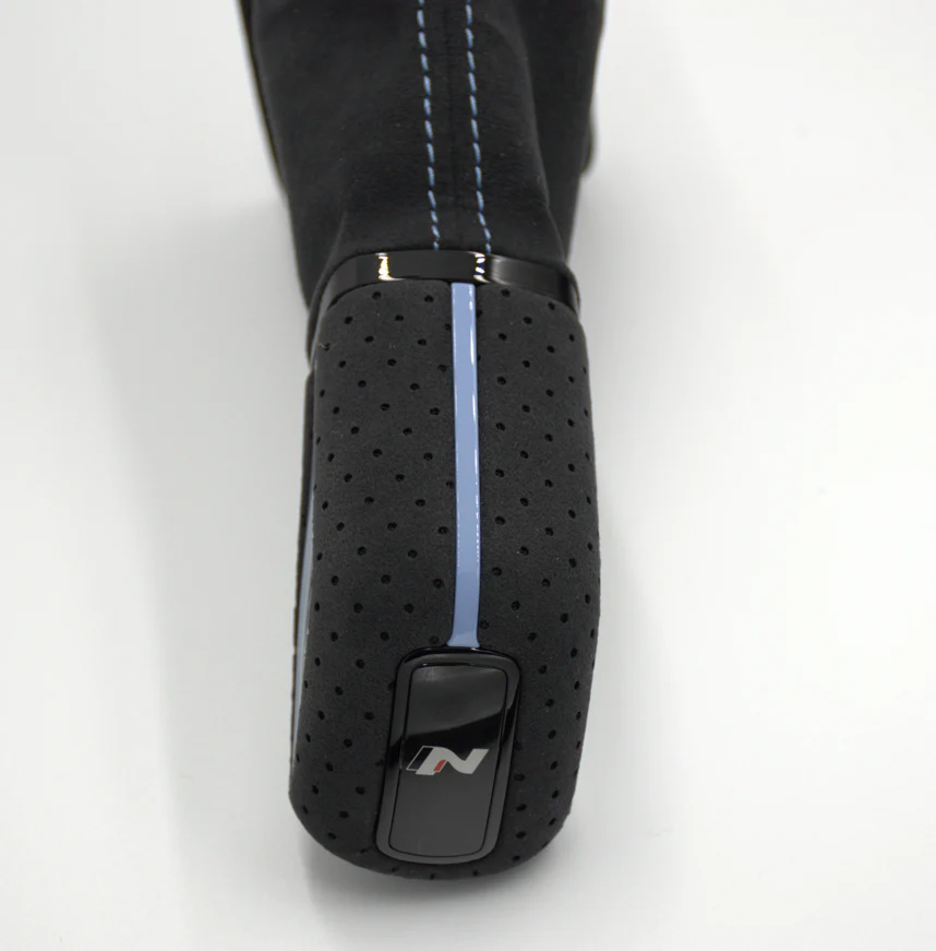 N Performance DCT Shifter Knob and Boot Alcantara Kona N - Image 6