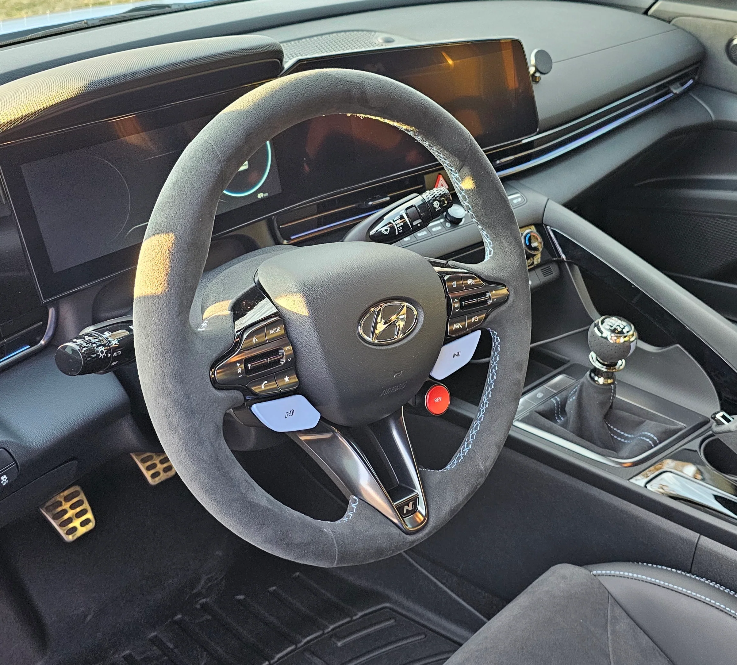 N Performance Steering Wheel Alcantara (Elantra N)